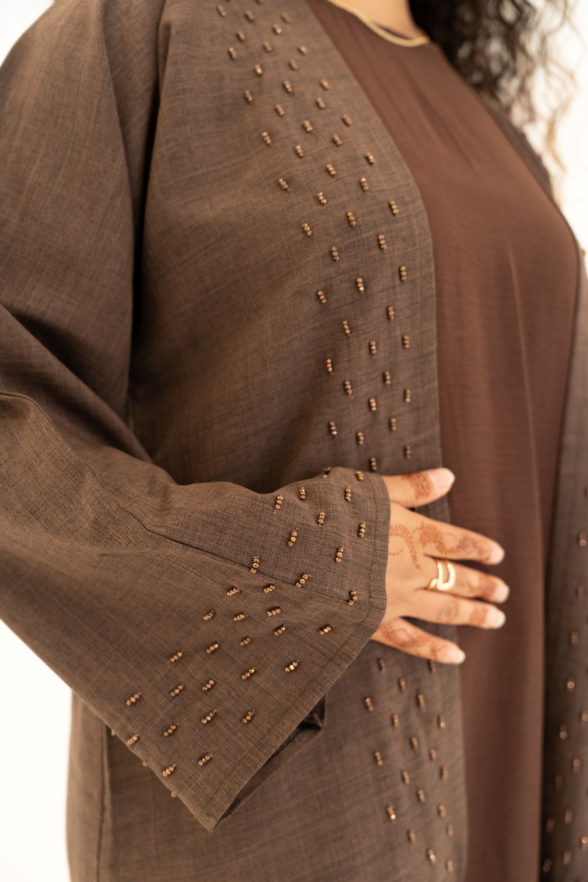 ABAYA ALIA