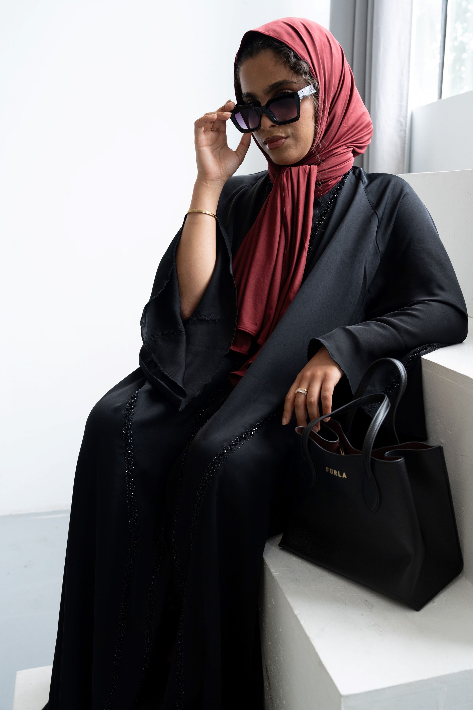 ABAYA LEILA